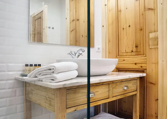 Casas De Sao Bento Lisbon